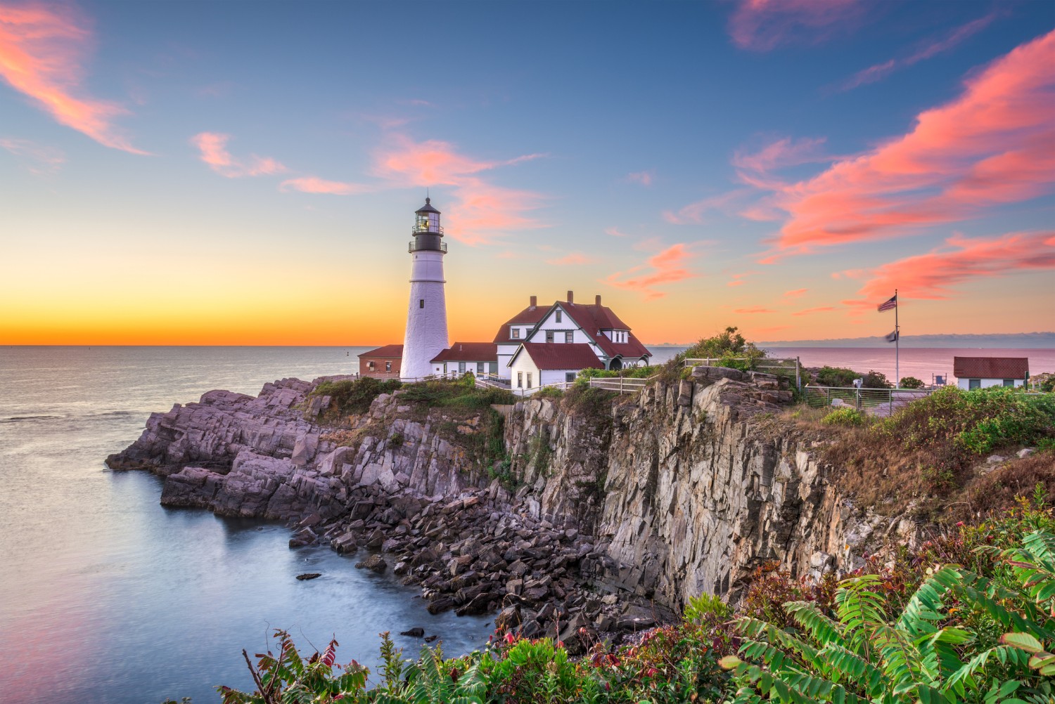 Lighthouse-near-Portland-Maine.jpg